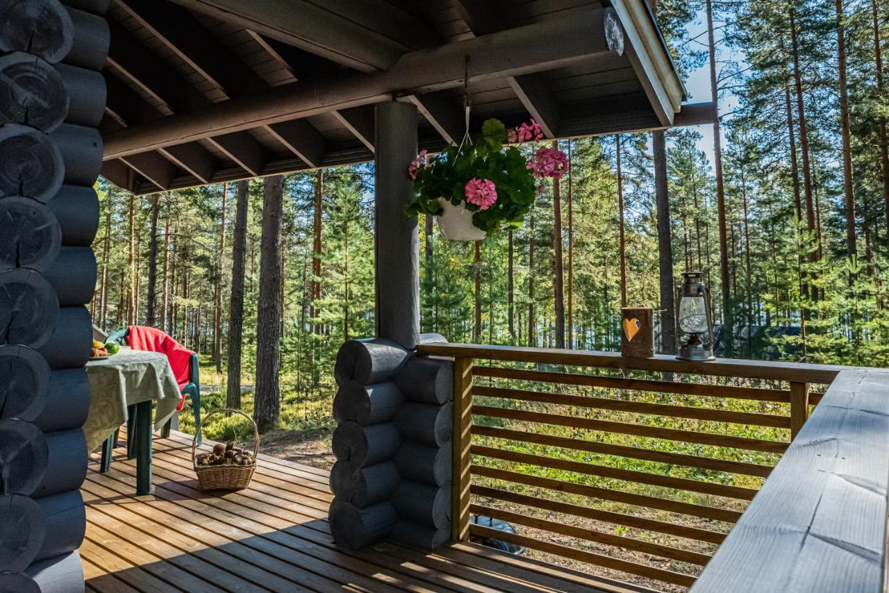 Villa Saimaan Kultaranta à Puumala Extérieur photo