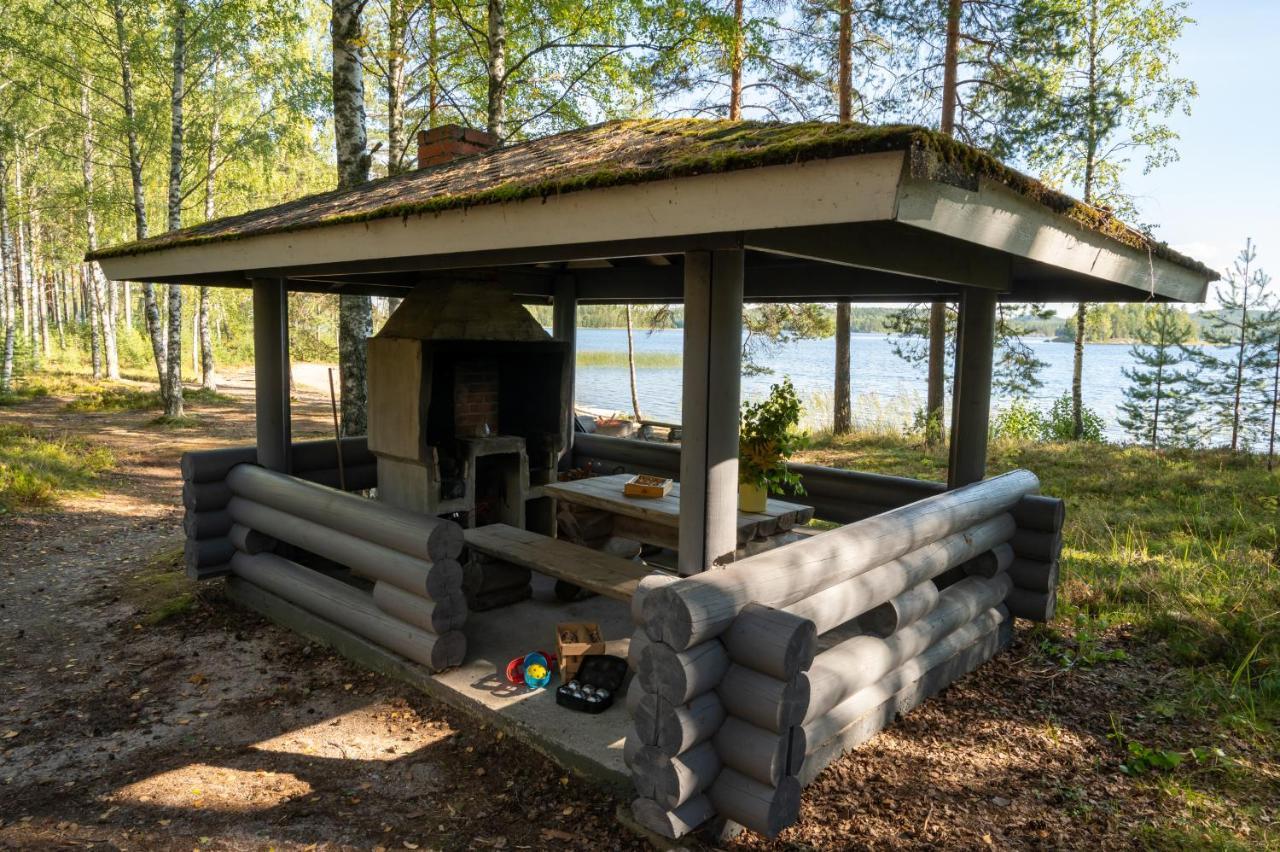 Villa Saimaan Kultaranta à Puumala Extérieur photo